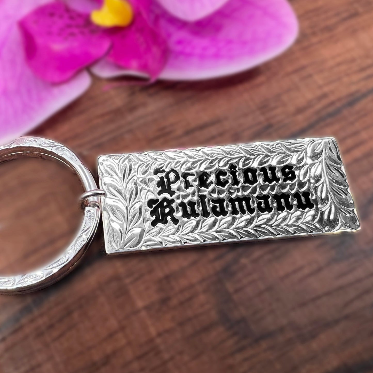 Custom Hawaiian Scroll Keychain