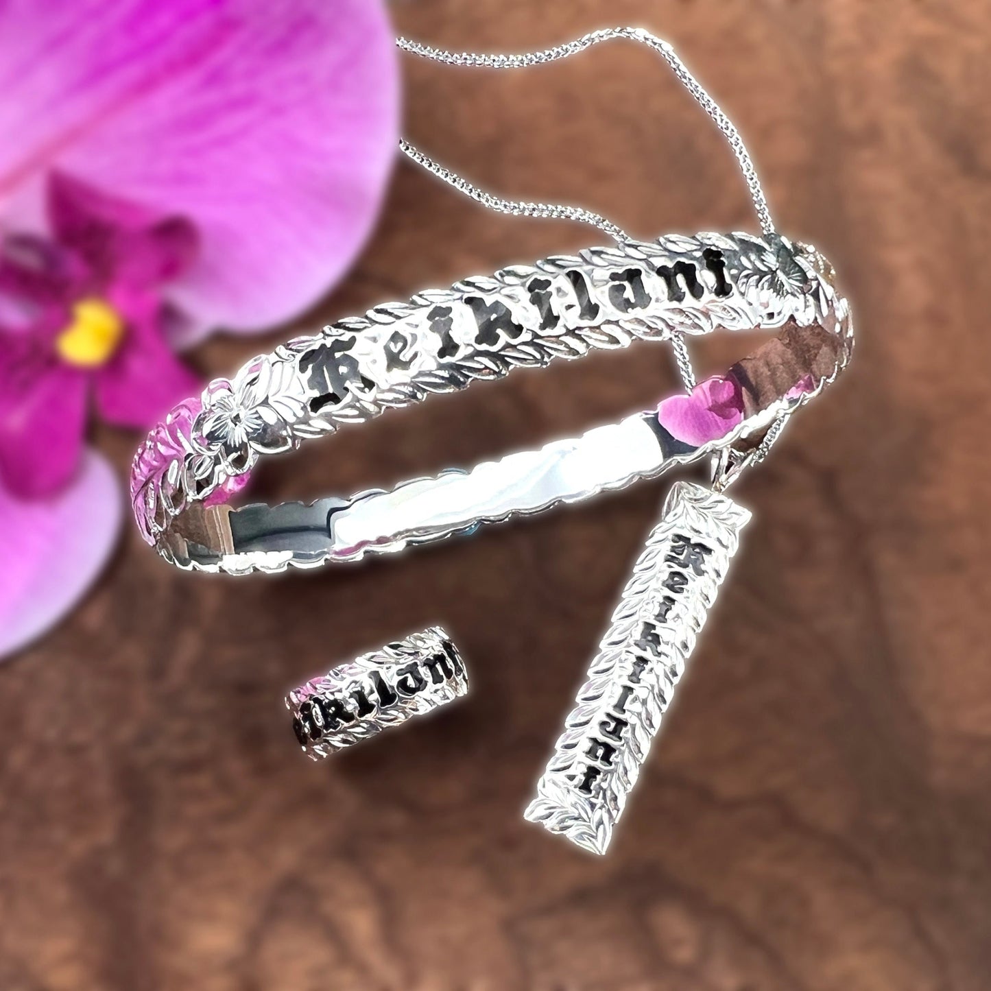 Custom Hawaiian Scroll Eternity Ring
