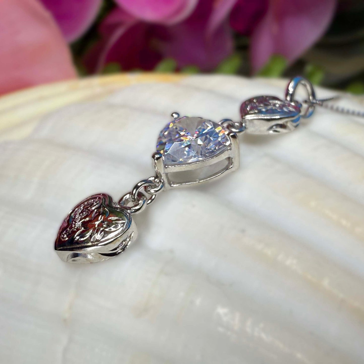 Hawaiian Scroll Plumeria CZ Pu'uwai 3 Heart Pendant