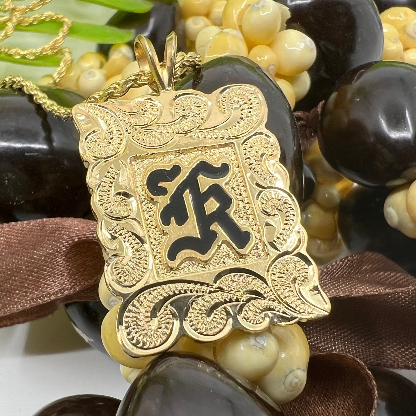 Hawaiian Scroll Heirloom Initial Pendant