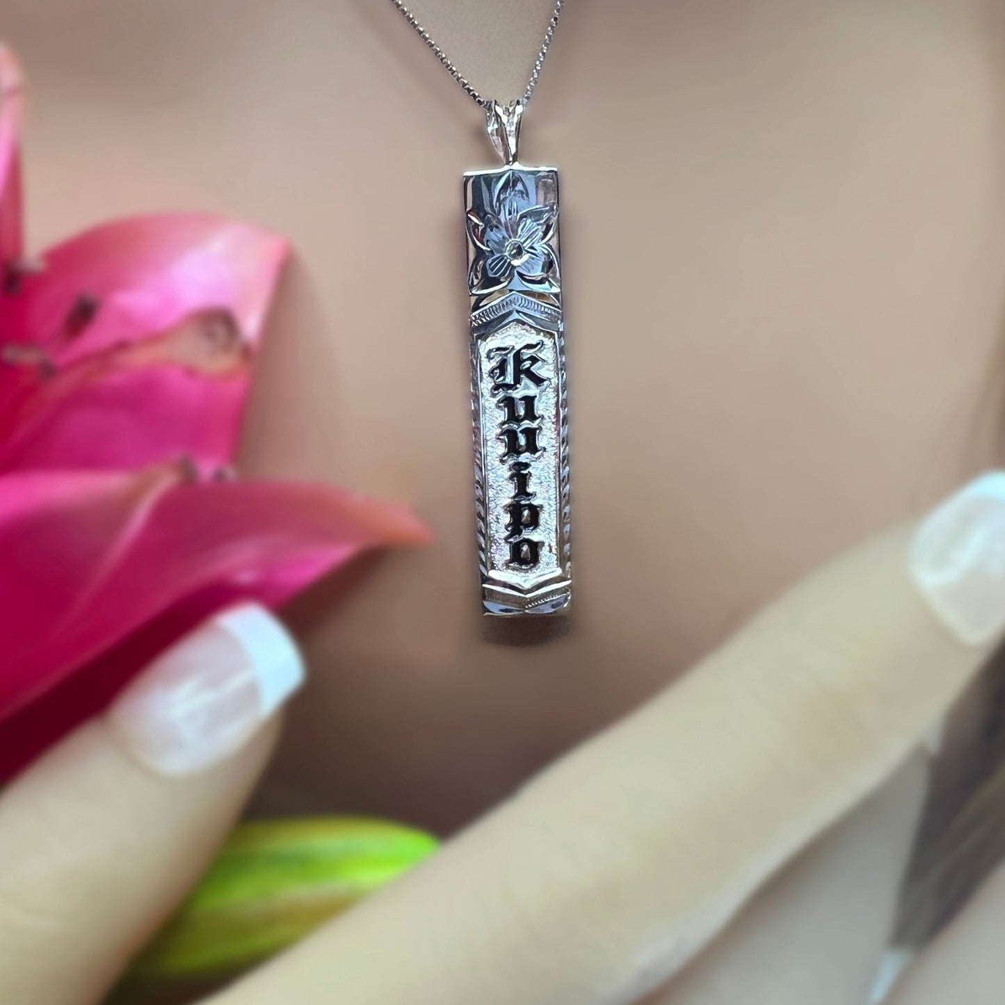 Ku`uipo Pre Engraved Pendant