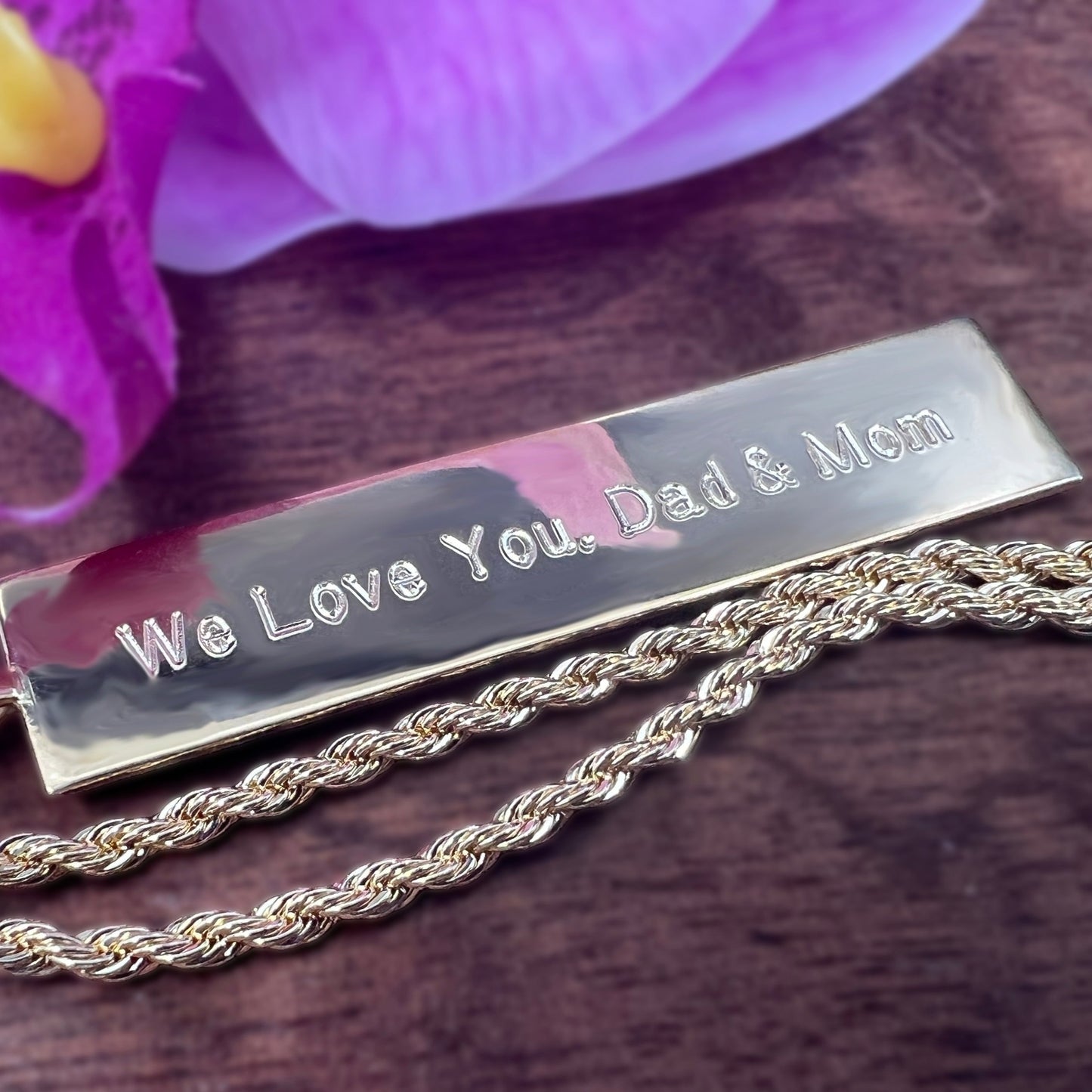 Custom Hawaiian Heirloom Vertical Bar Pendant