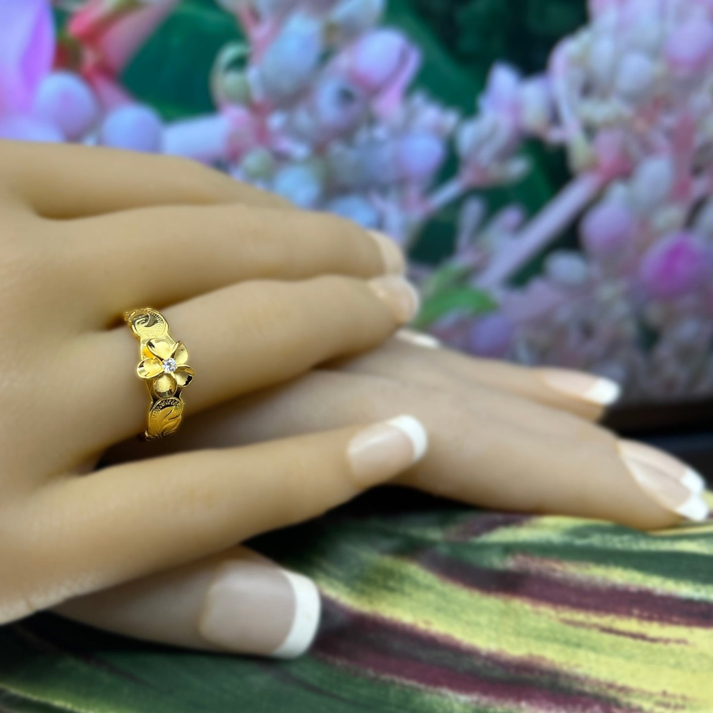 Ekahi Plumeria Scroll Ring