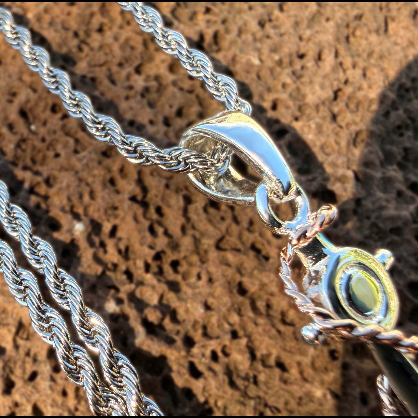 Kaimana Hawaiian Scroll Anchor Pendant