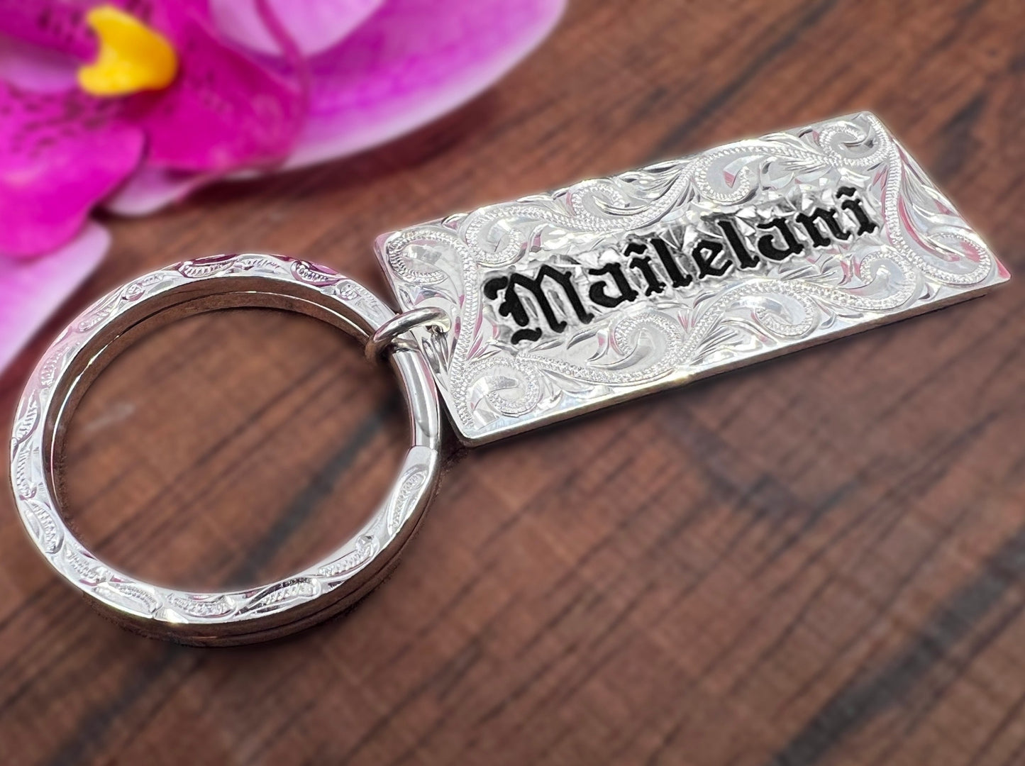 Custom Hawaiian Scroll Keychain