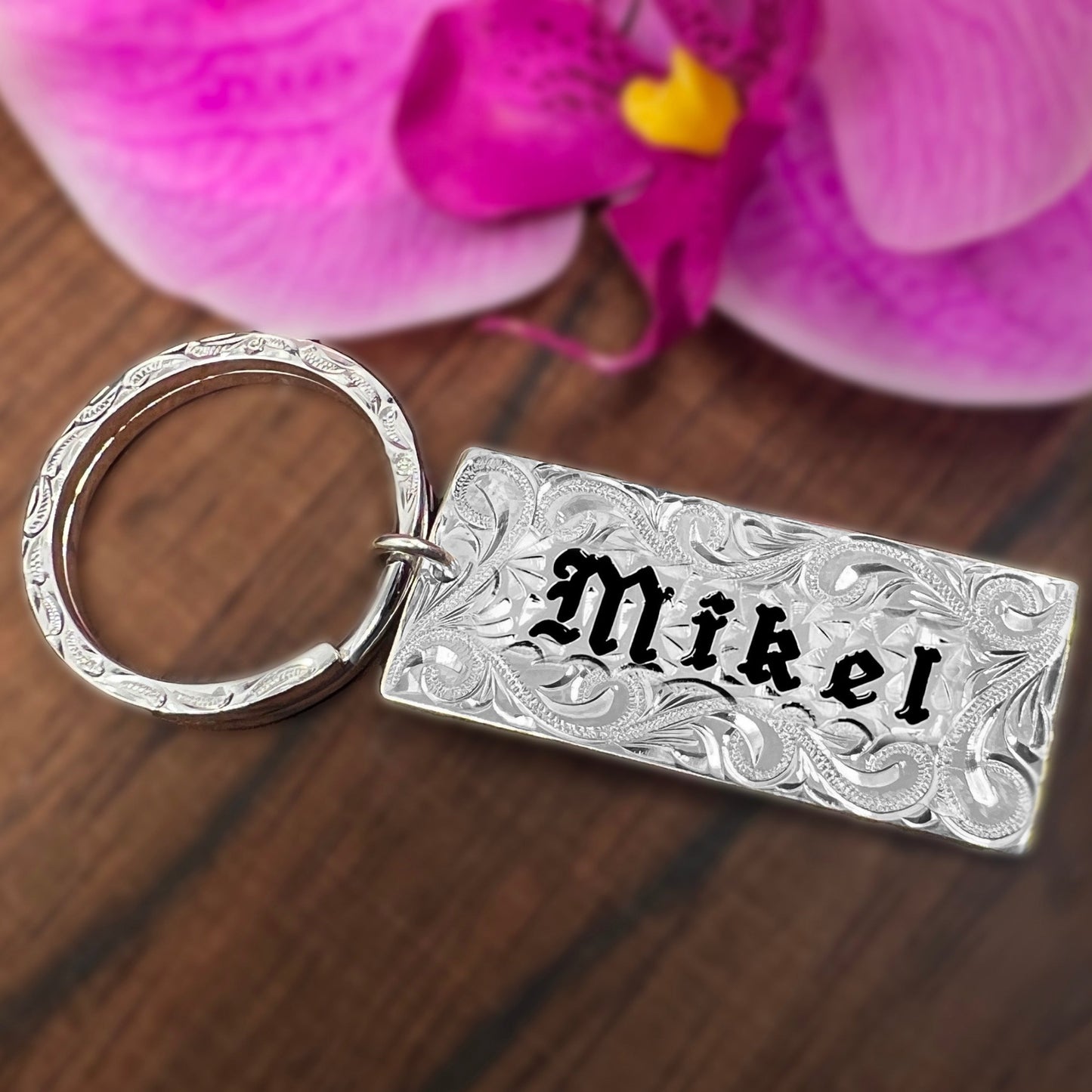 Custom Hawaiian Scroll Keychain