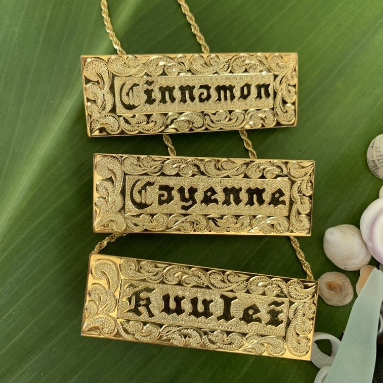 Custom Hawaiian Heirloom 18MM Nameplate