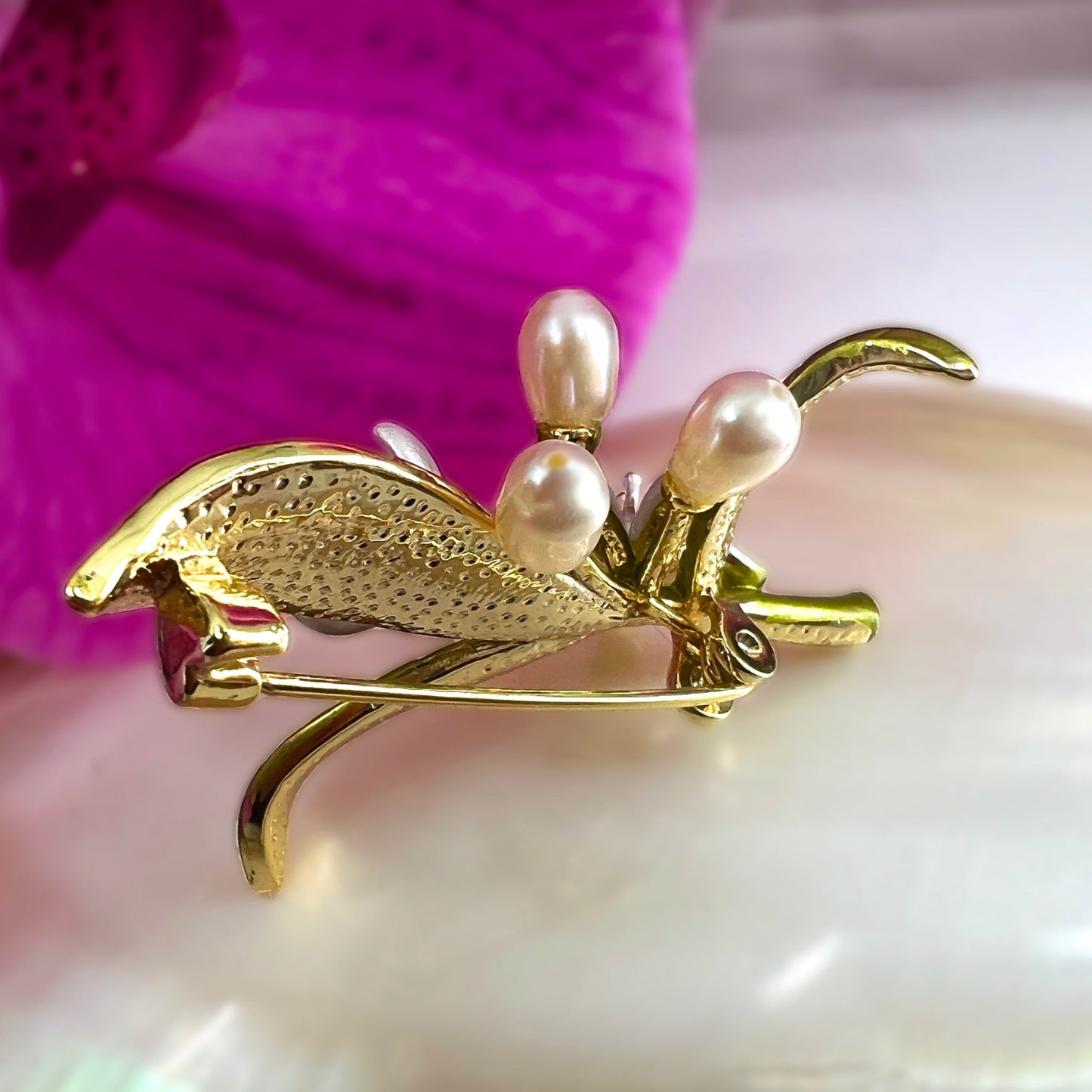 Puanani Pearl Flower Brooch
