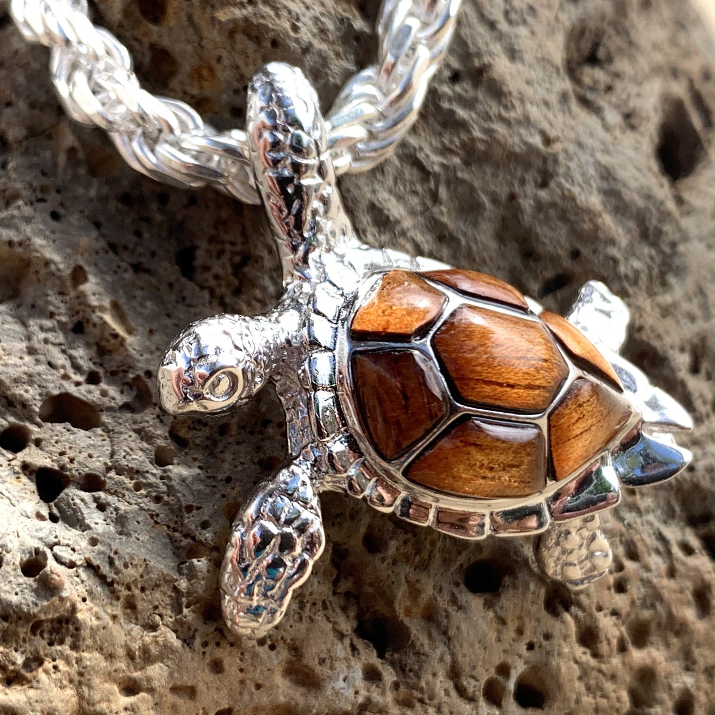 5MM Diamond Cut Rope Chain with Koa Honu