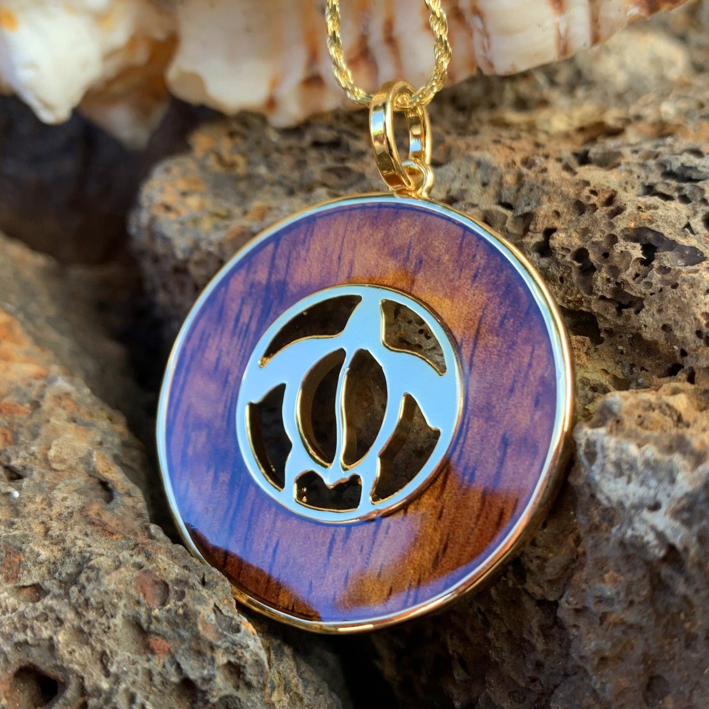 Petroglyph Honu Koa Circle Pendant