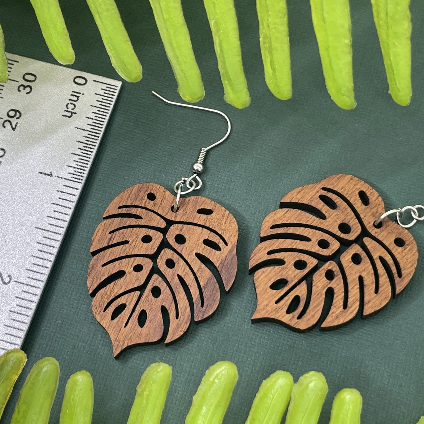 Monstera Wood Earrings Measurement