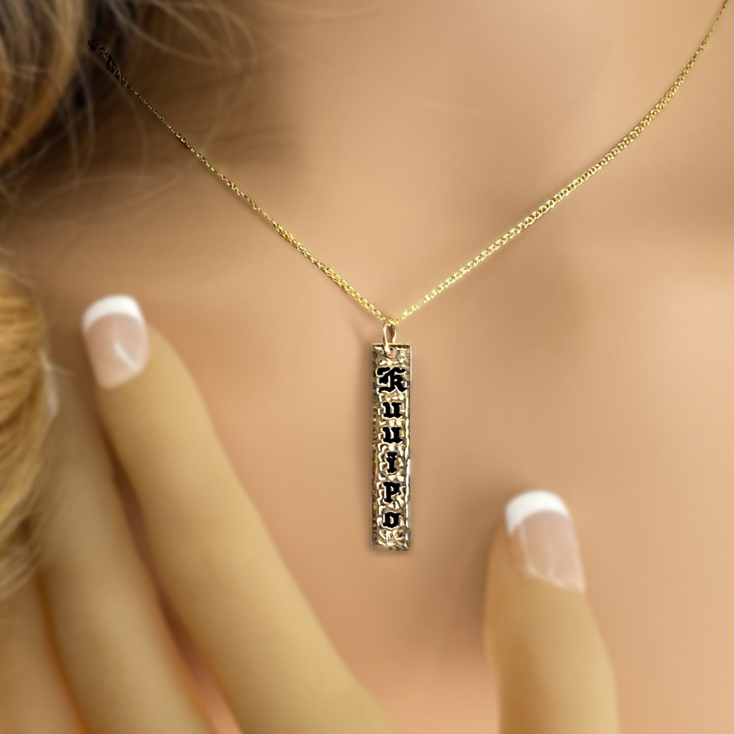 14K Gold Vertical Bar Pendant w/Chain