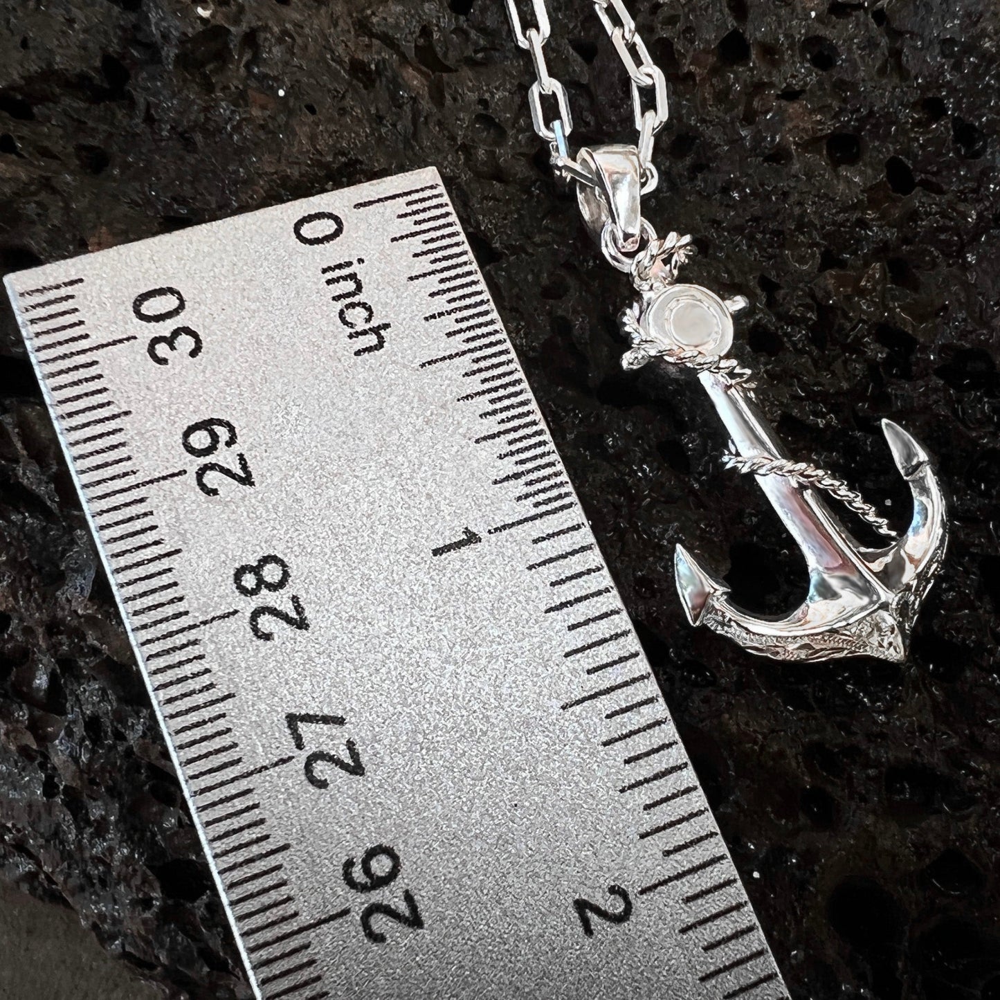 Kaimana Scroll Anchor