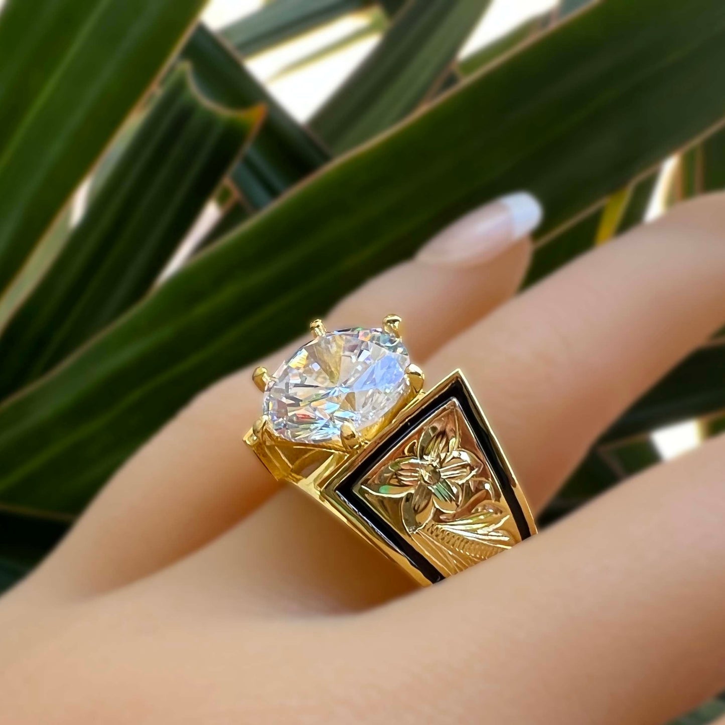 7.5 Carat Cubic Zirconia Hawaiian Scroll Ring