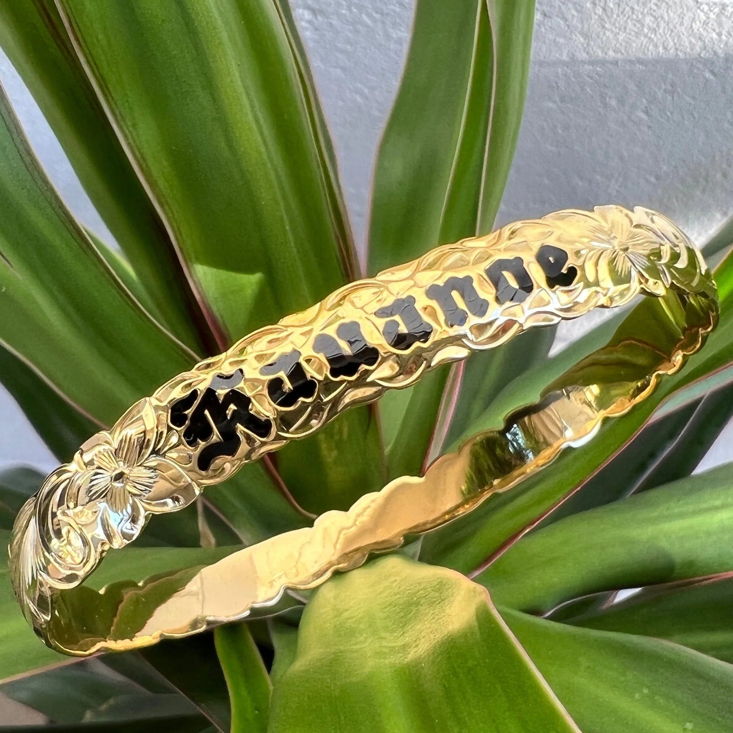 Custom Hawaiian Heirloom Scroll Bracelet