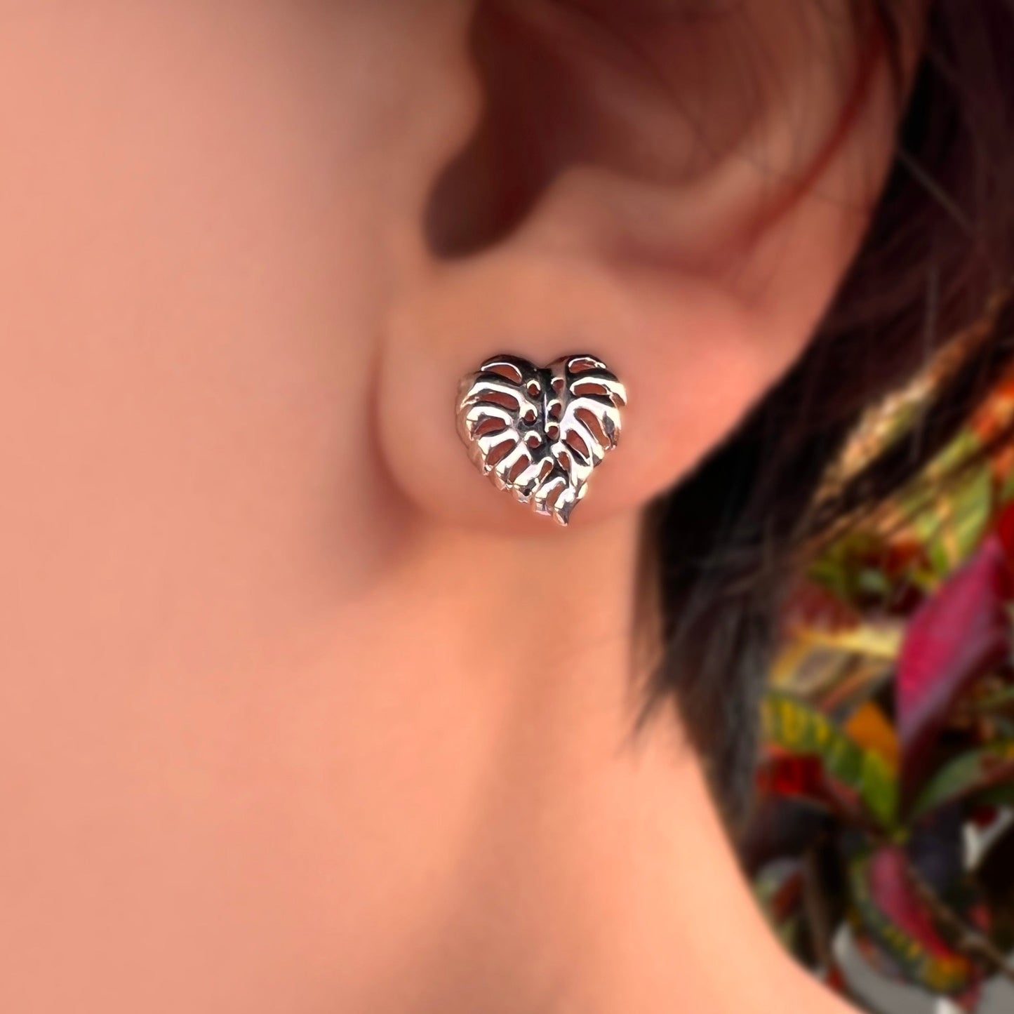 `Elua Monstera Leaf Earrings