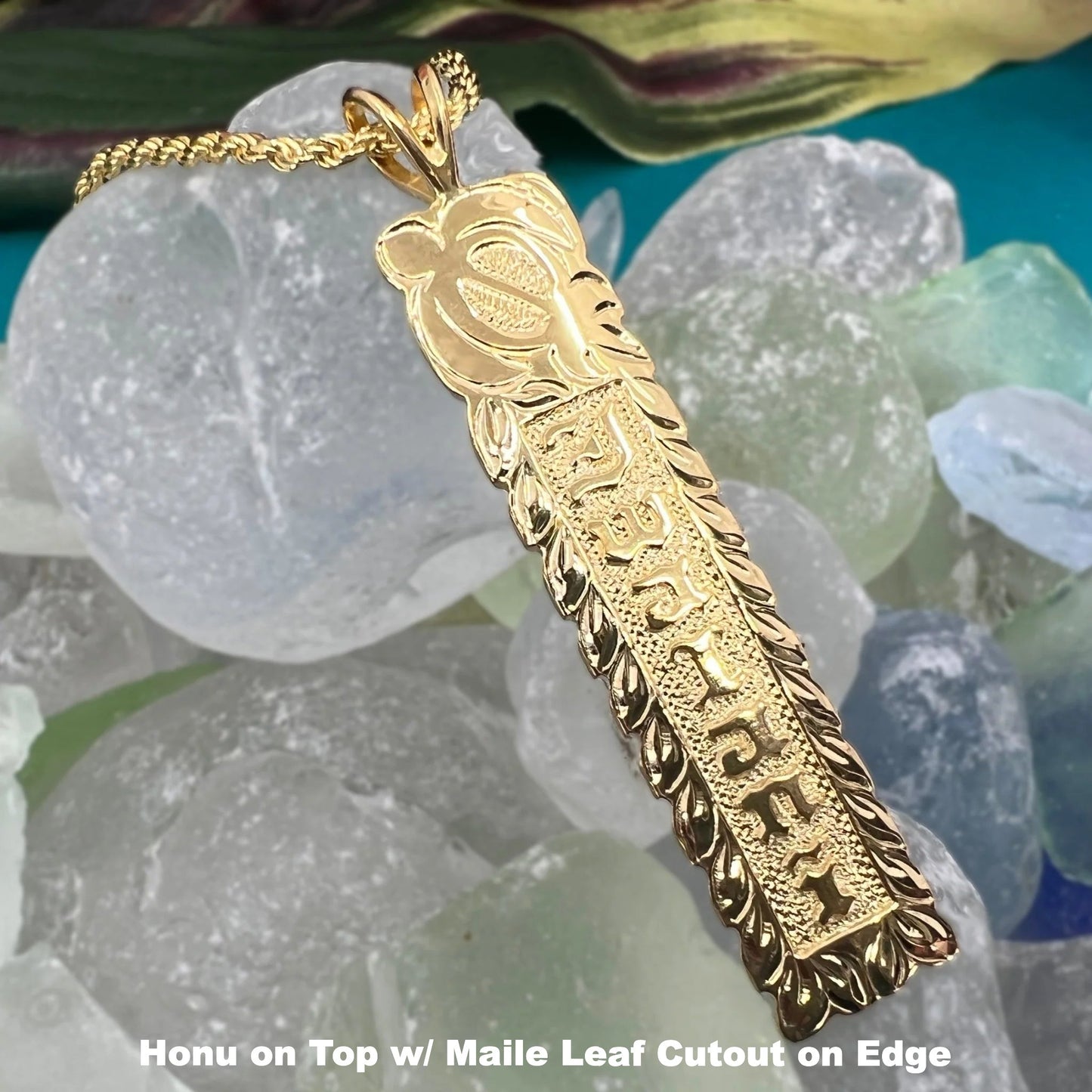 Custom Hawaiian Heirloom Vertical Bar Pendant