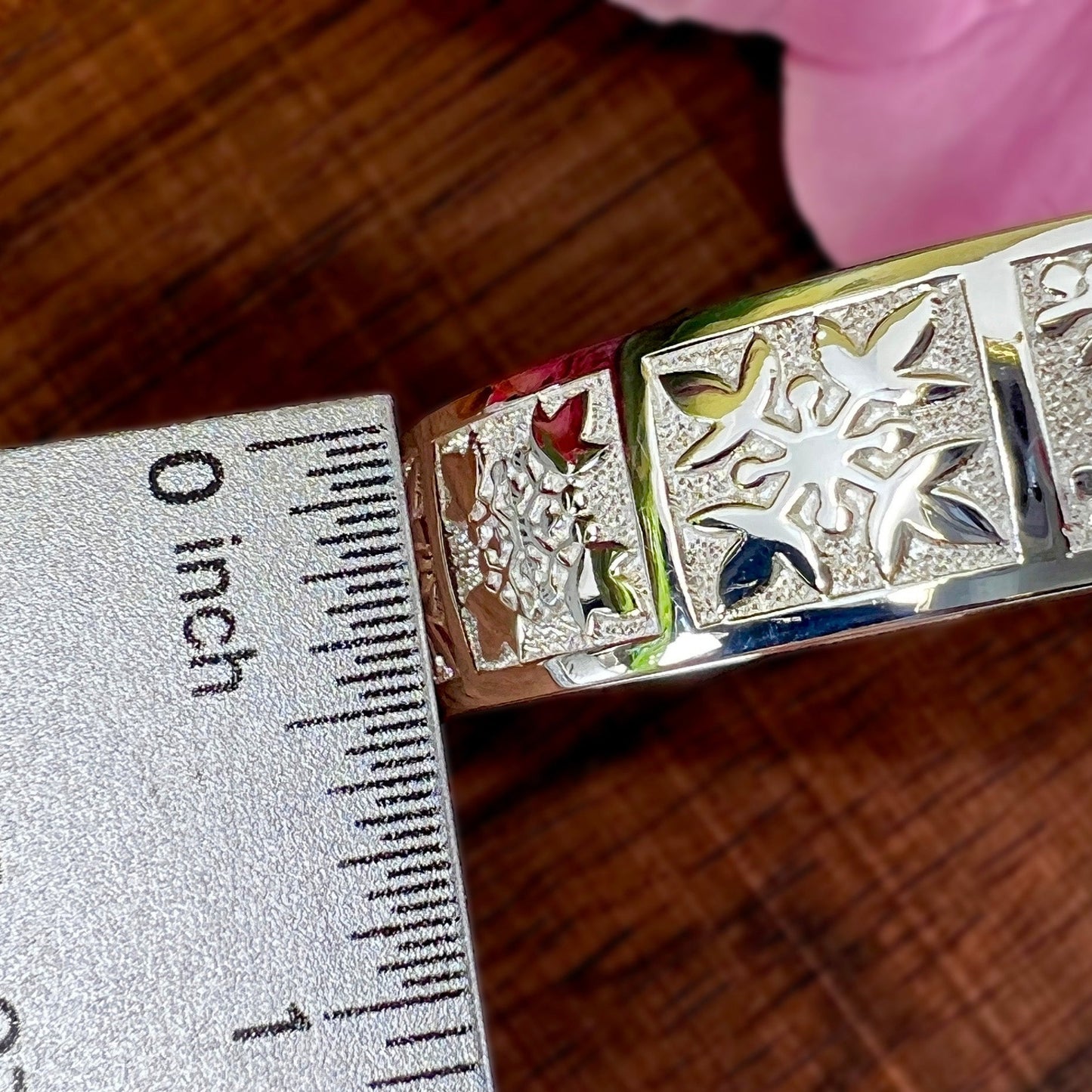 Hawaiian Quilt Bangle