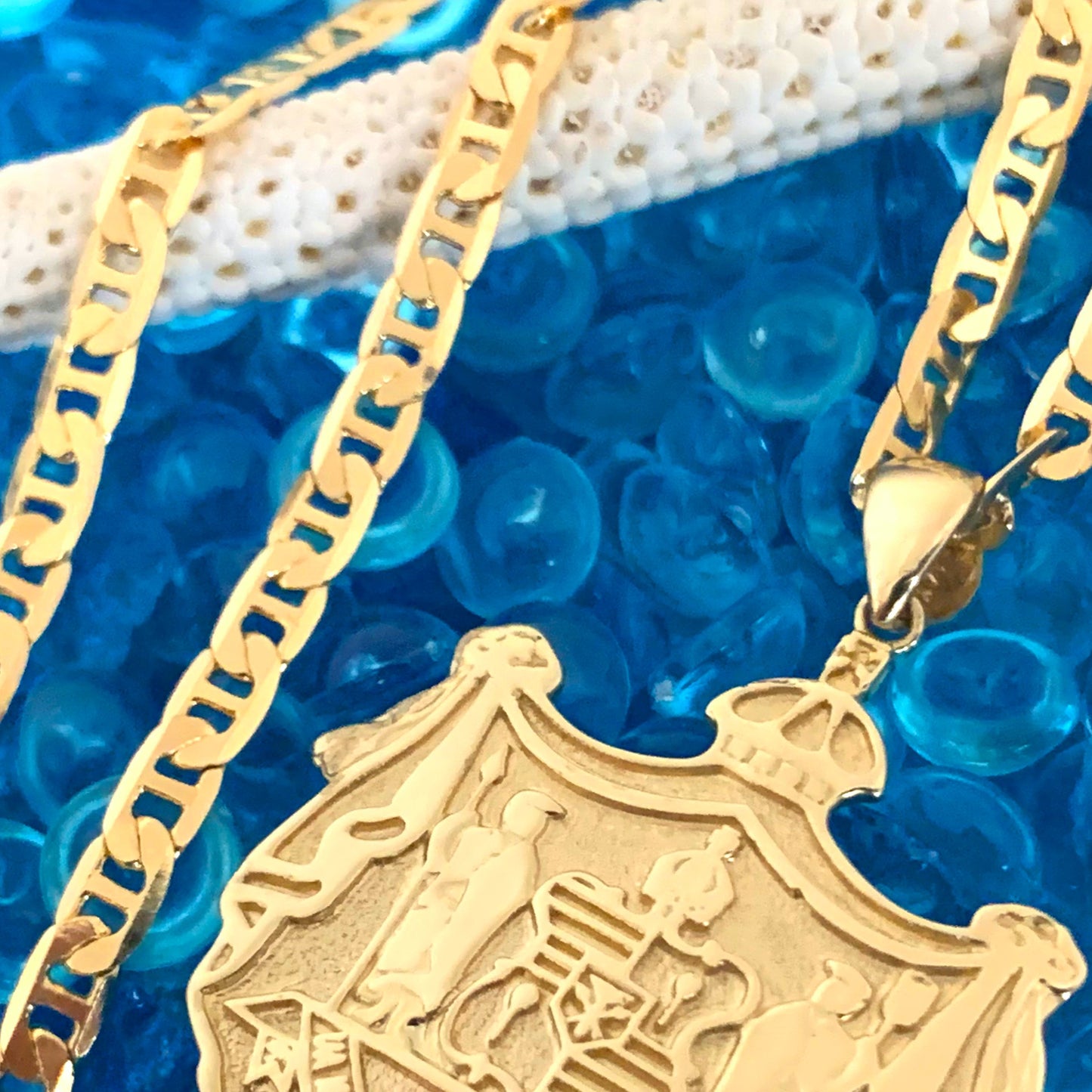 18 Karat Gold Filled Marine Link Chain. 3mm width 24" length.