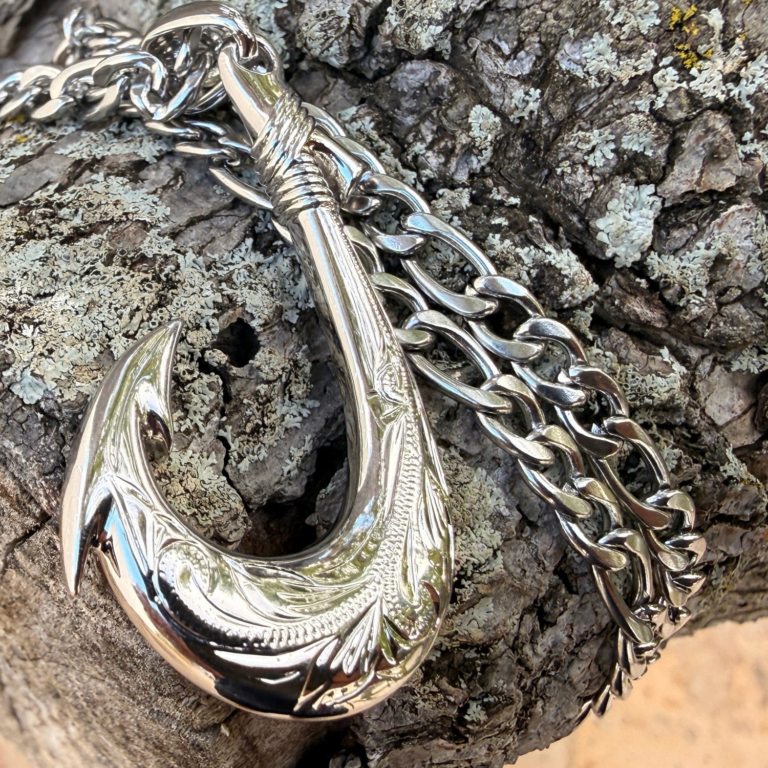 Koa Wood Hawaiian Scroll Reversible Fish Hook 18 inch / Silver / 5MM Adjustable Figaro Link Chain Koa Wood Hawaiian Scroll Reversible Fish Hook 18 inch / Silver / 5MM Adjustable Figaro Link Chain