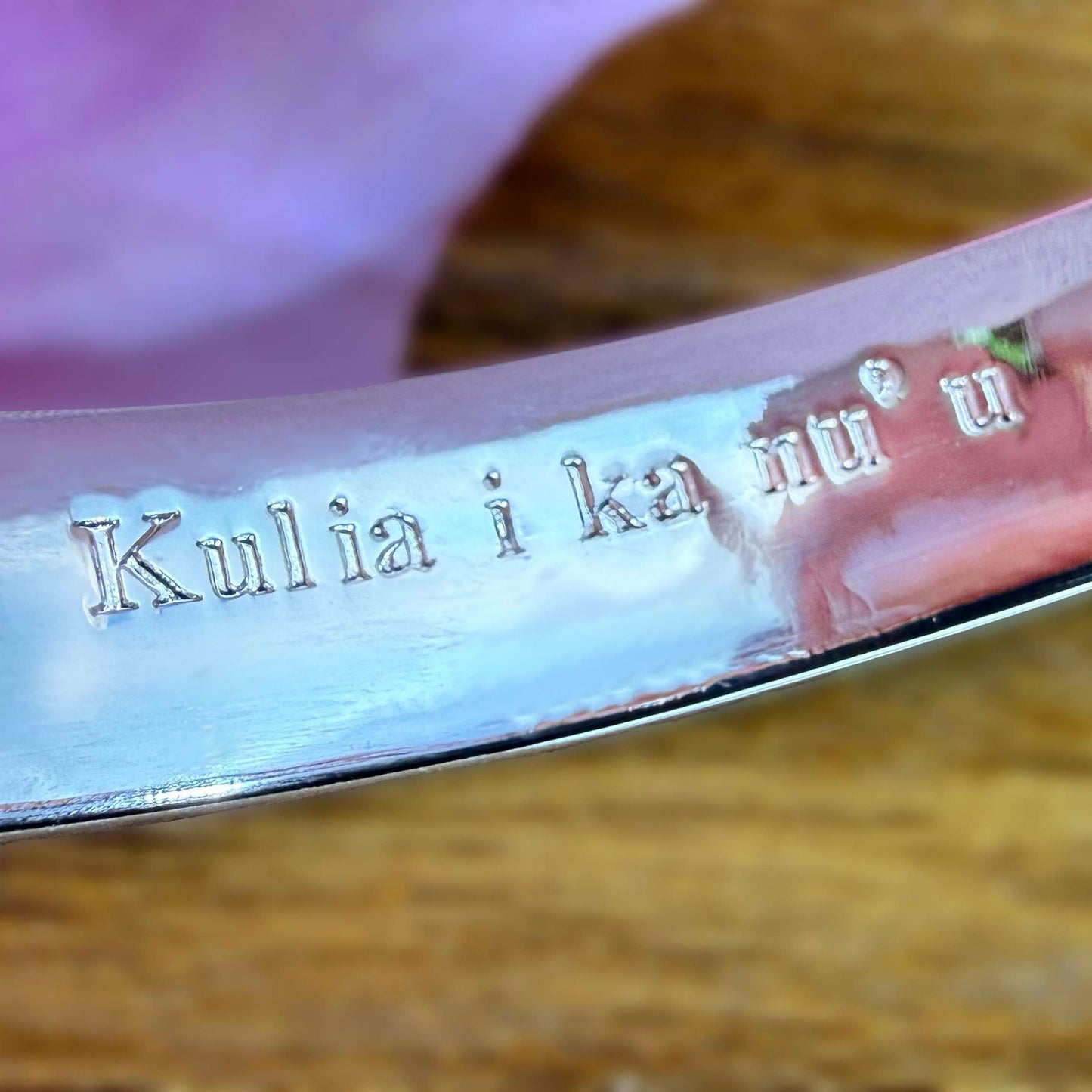 Adjustable Hawaiian Scroll Heirloom Bangle