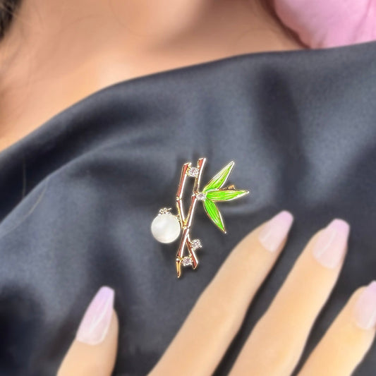 Ohe Pearl CZ Pin