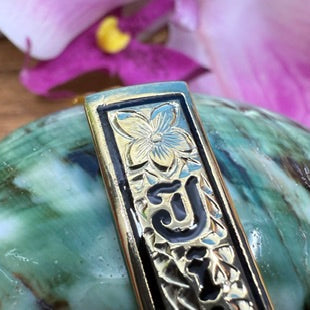 Custom Hawaiian Heirloom Vertical Bar Pendant