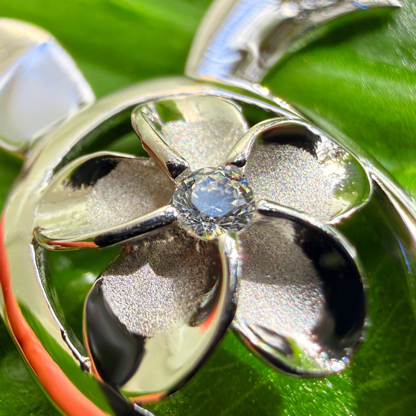 Ke Aloha Honu Plumeria Pendant