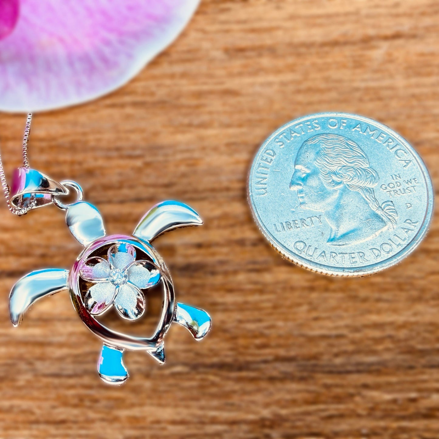 Ke Aloha Honu Plumeria Pendant