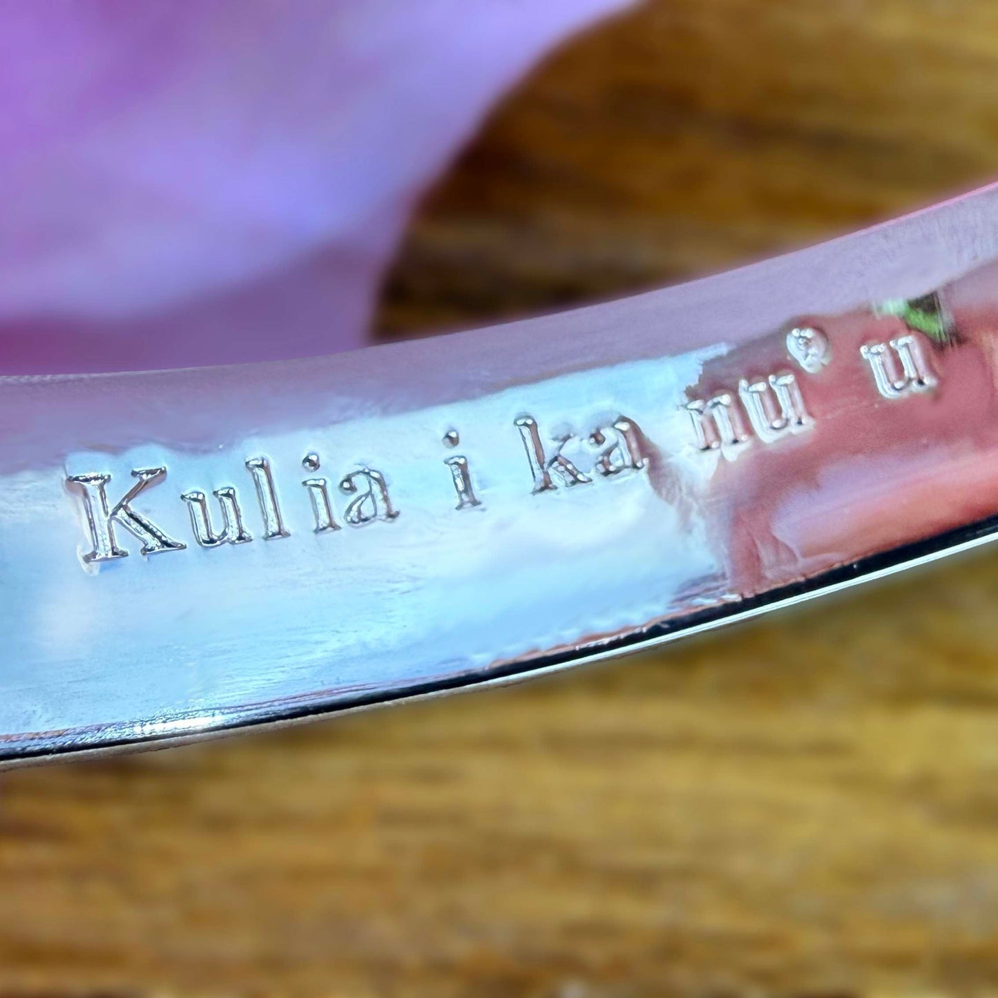 Adjustable Hawaiian Scroll Heirloom Bangle