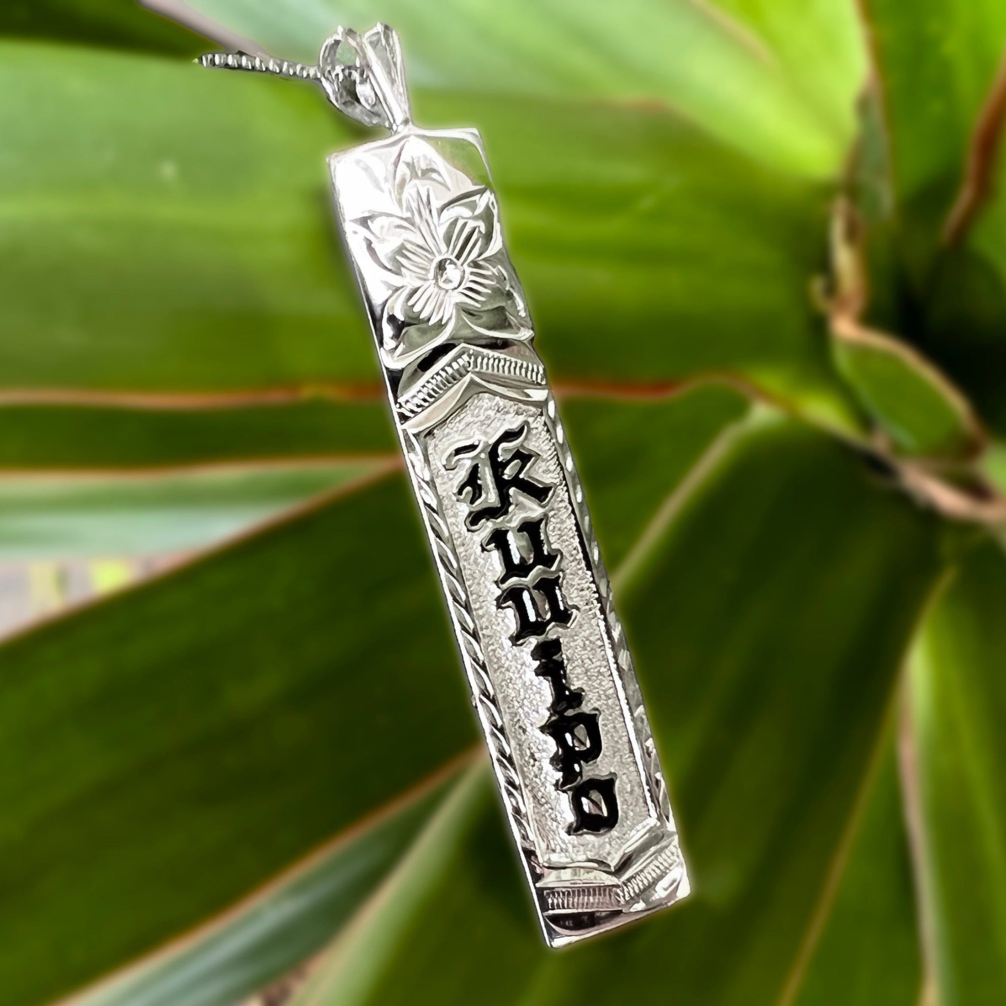 Ku`uipo Pre Engraved Pendant – Showcase Hawaii