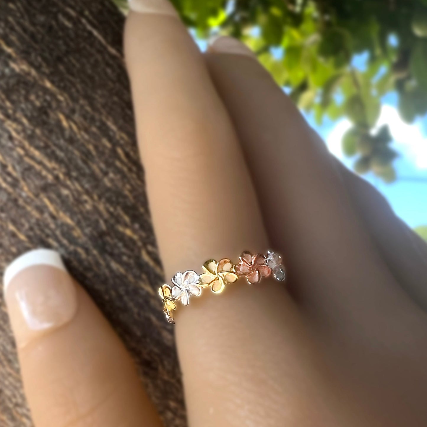 Plumeria Lei Tricolor Ring