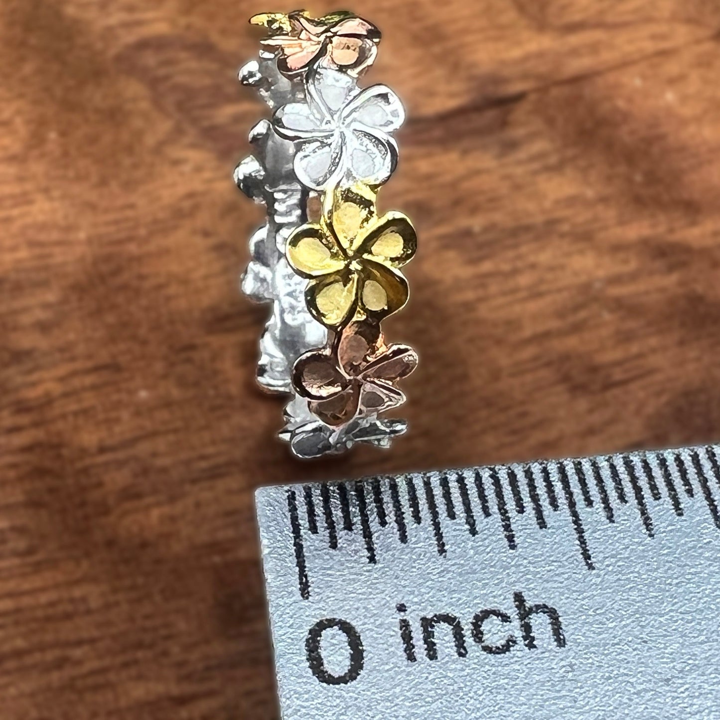 Plumeria Lei Tricolor Ring