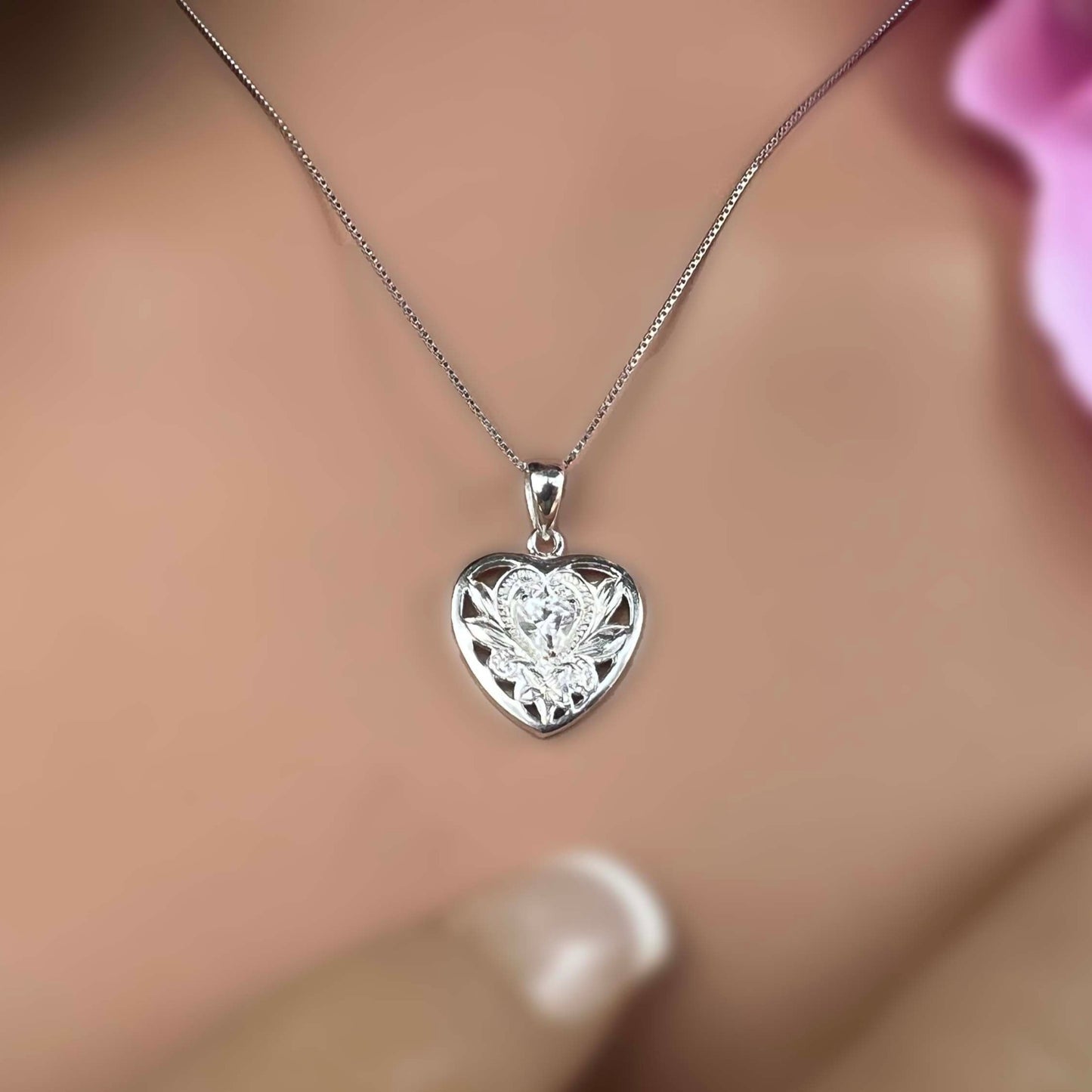 Wahine Cubic Zirconia Heart Pendant