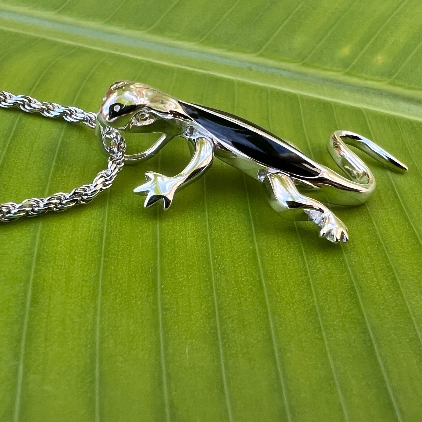 Moving Mo’o Gecko Pendant