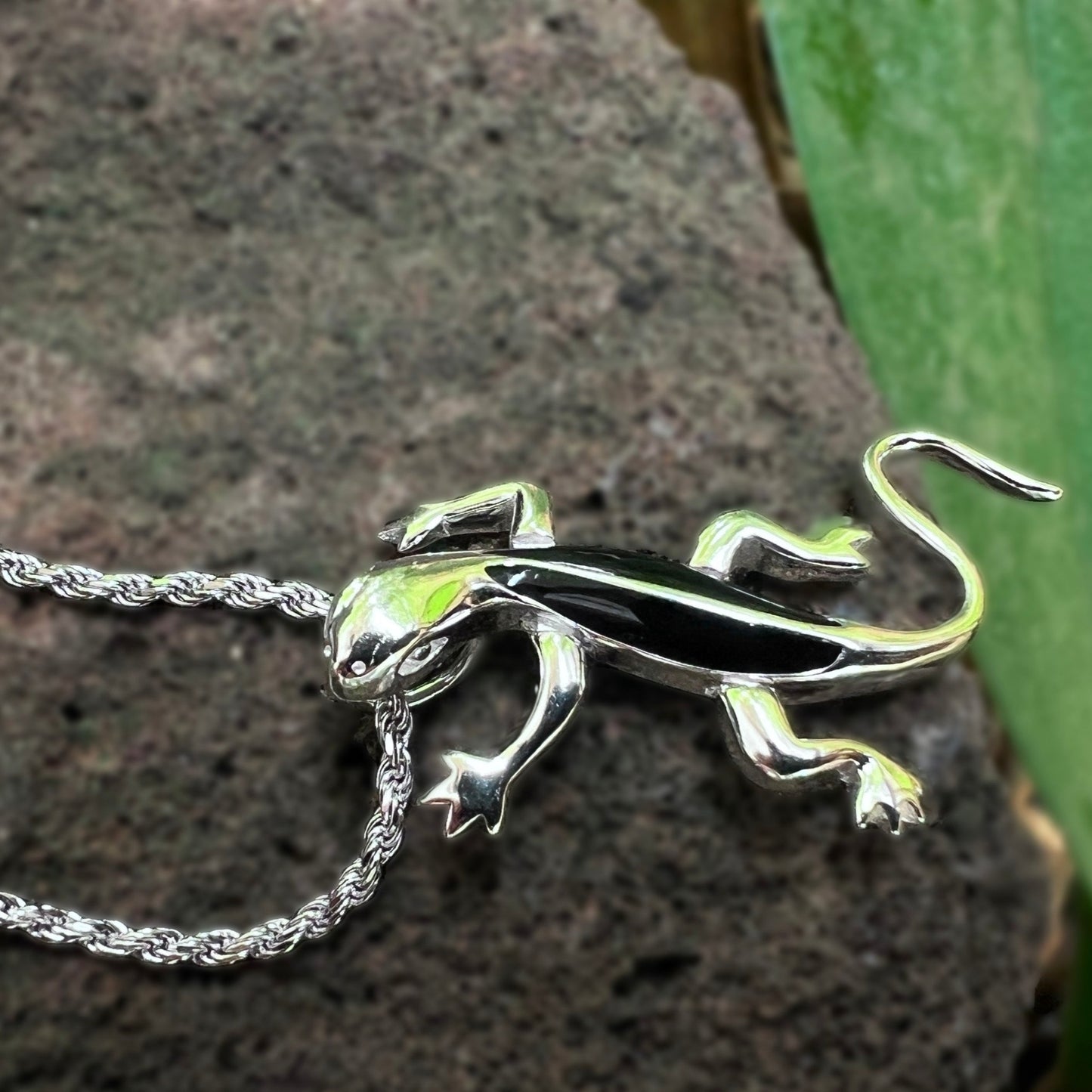 Moving Mo’o Gecko Pendant