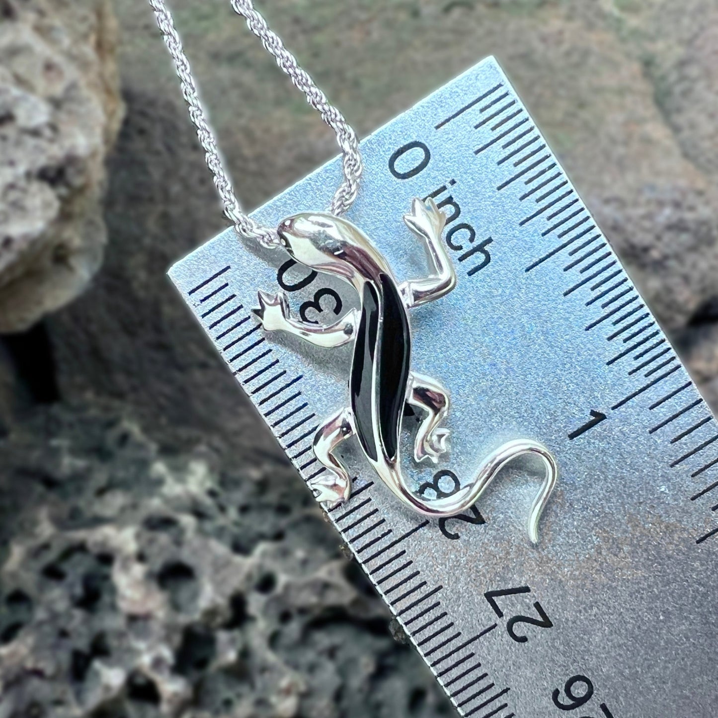 Moving Mo’o Gecko Pendant