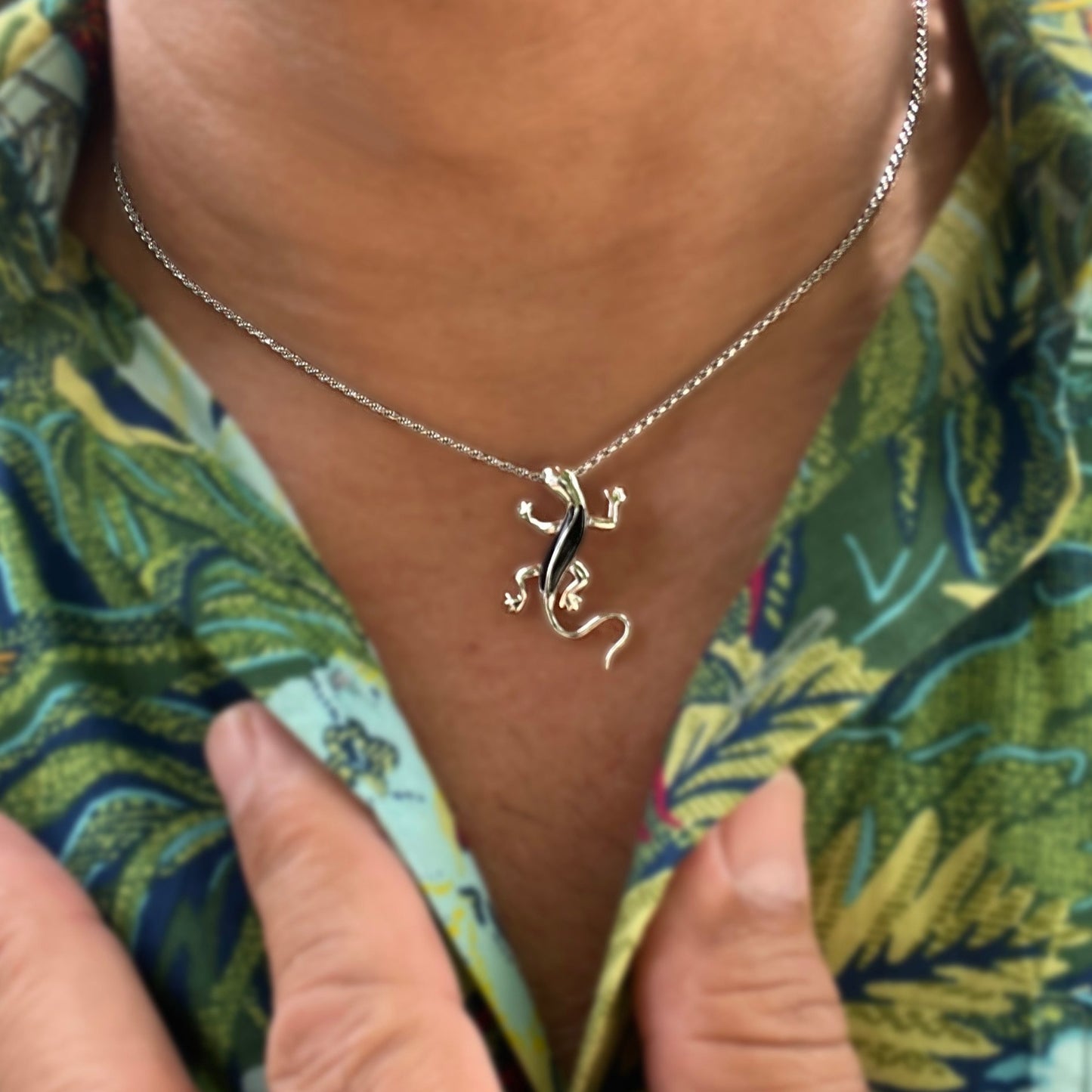 Moving Mo’o Gecko Pendant