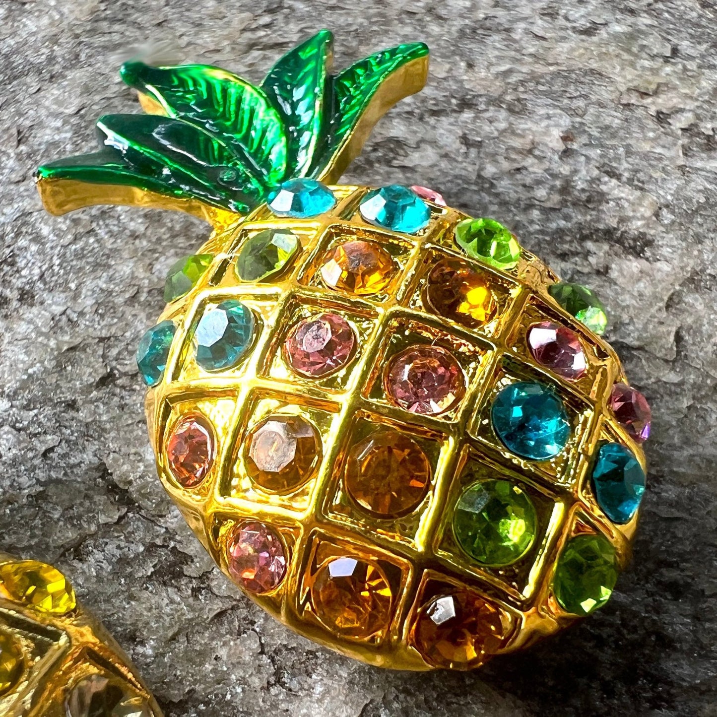 Pineapple Magnet 4