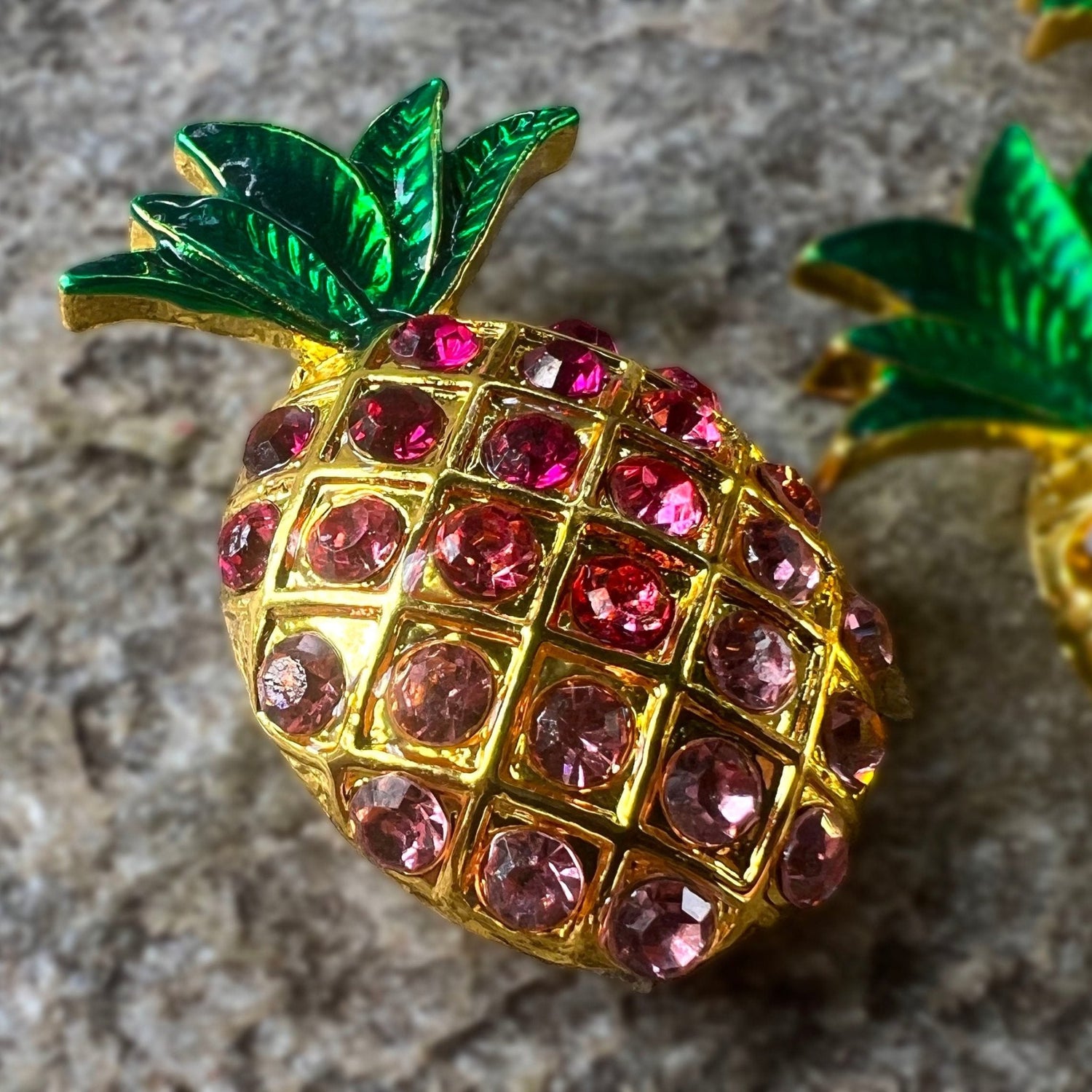 pineapple air plant magnet Hala Kahiki Pineapple Magnets Set of 3 – Showcase Hawaii