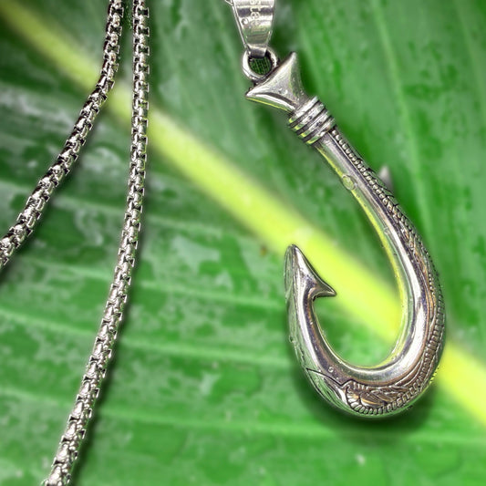 Lawaiʻa Fish Hook Pendant