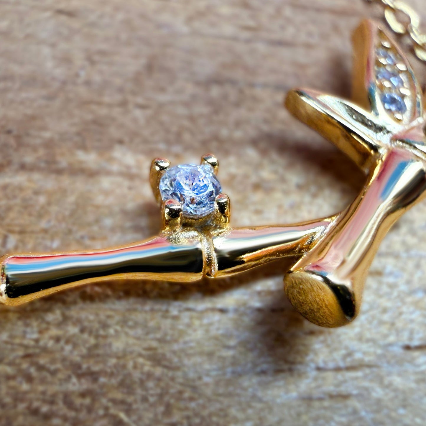 Ohe Bamboo CZ Leaf Pendant