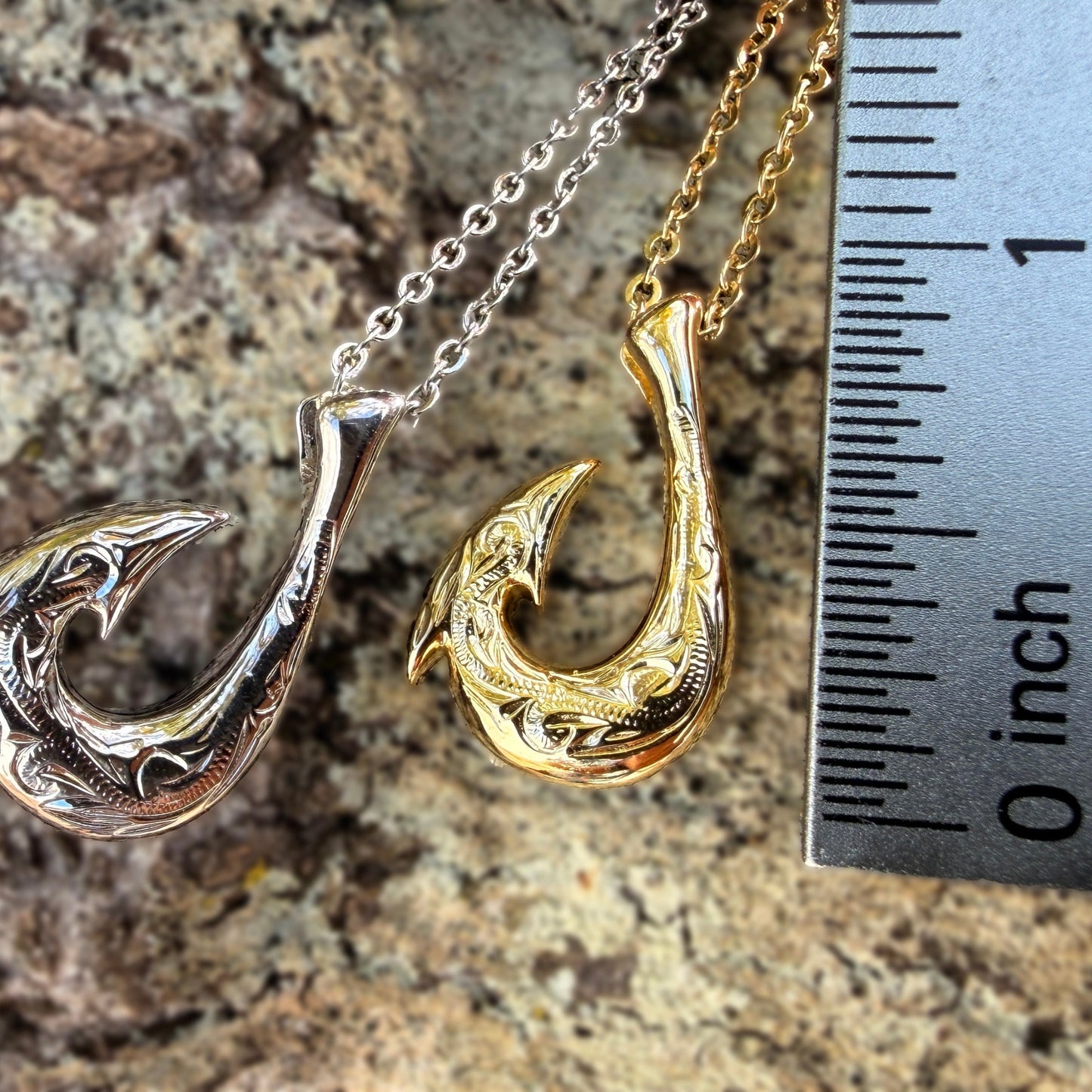 Manini Reversible Koa Fish Hook