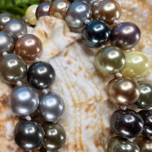 Momi Shell Pearl South Sea Set