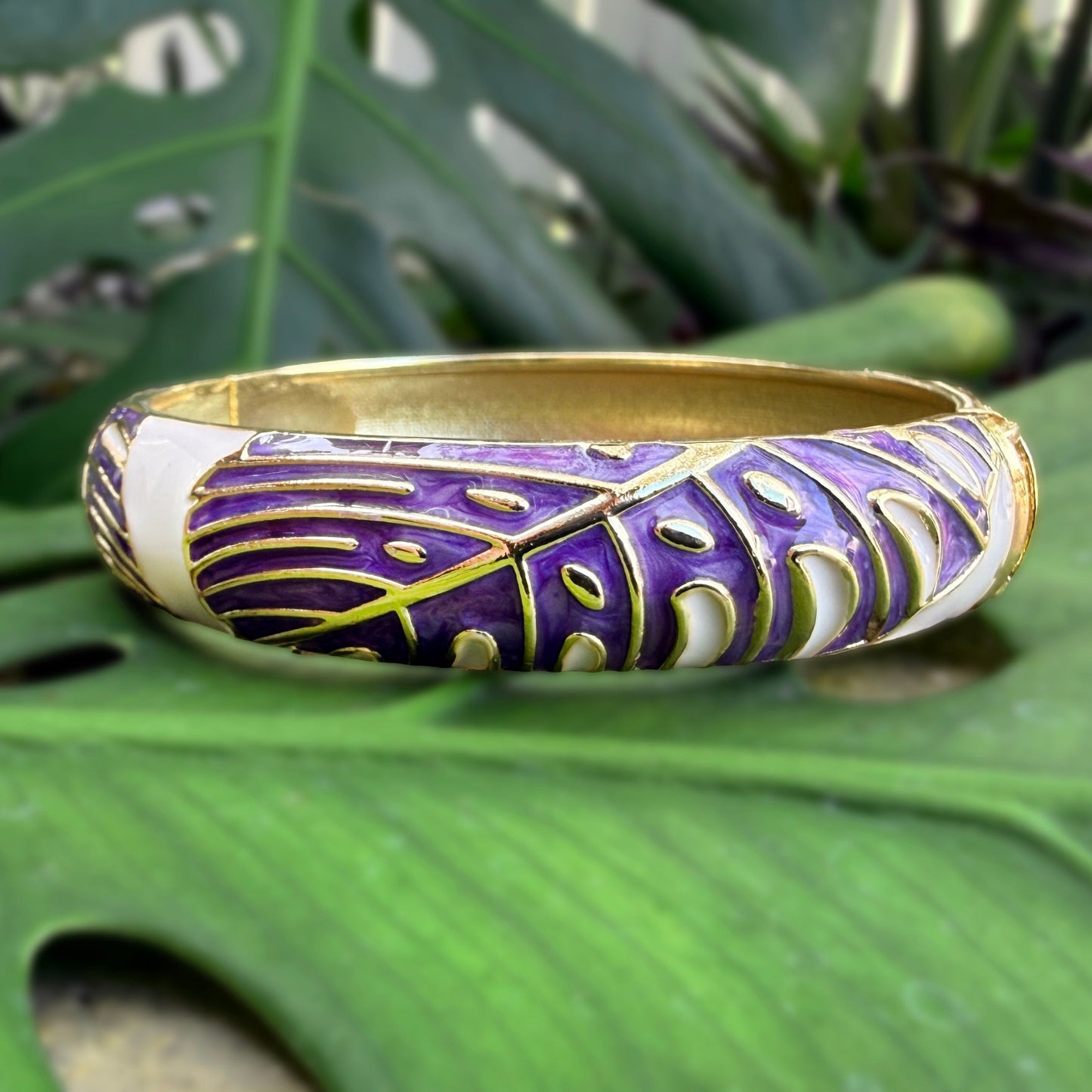 Maika`i Monstera Leaf Enameled Bangle (Set of 3)