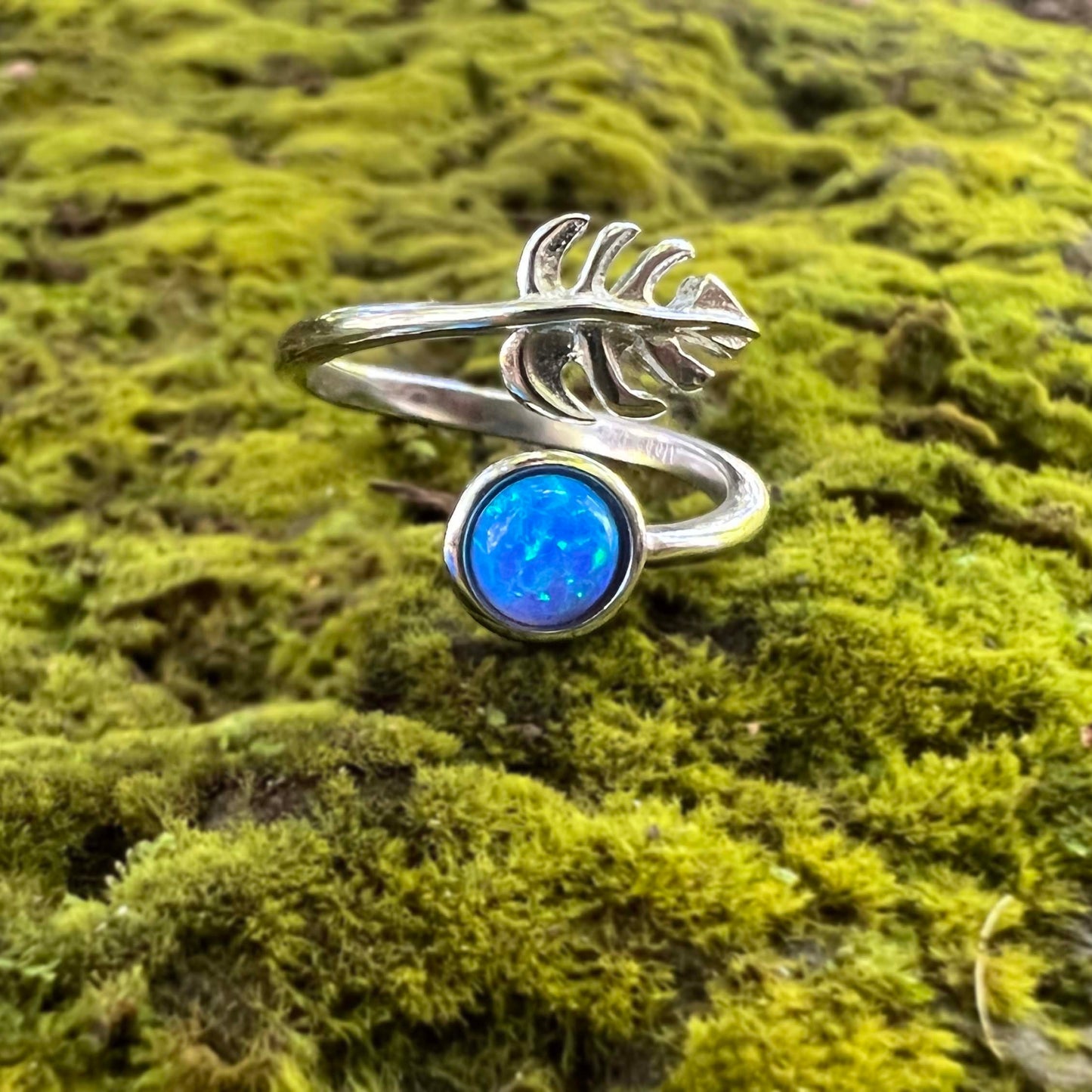 `Elua Monstera Leaf Adjustable Rings