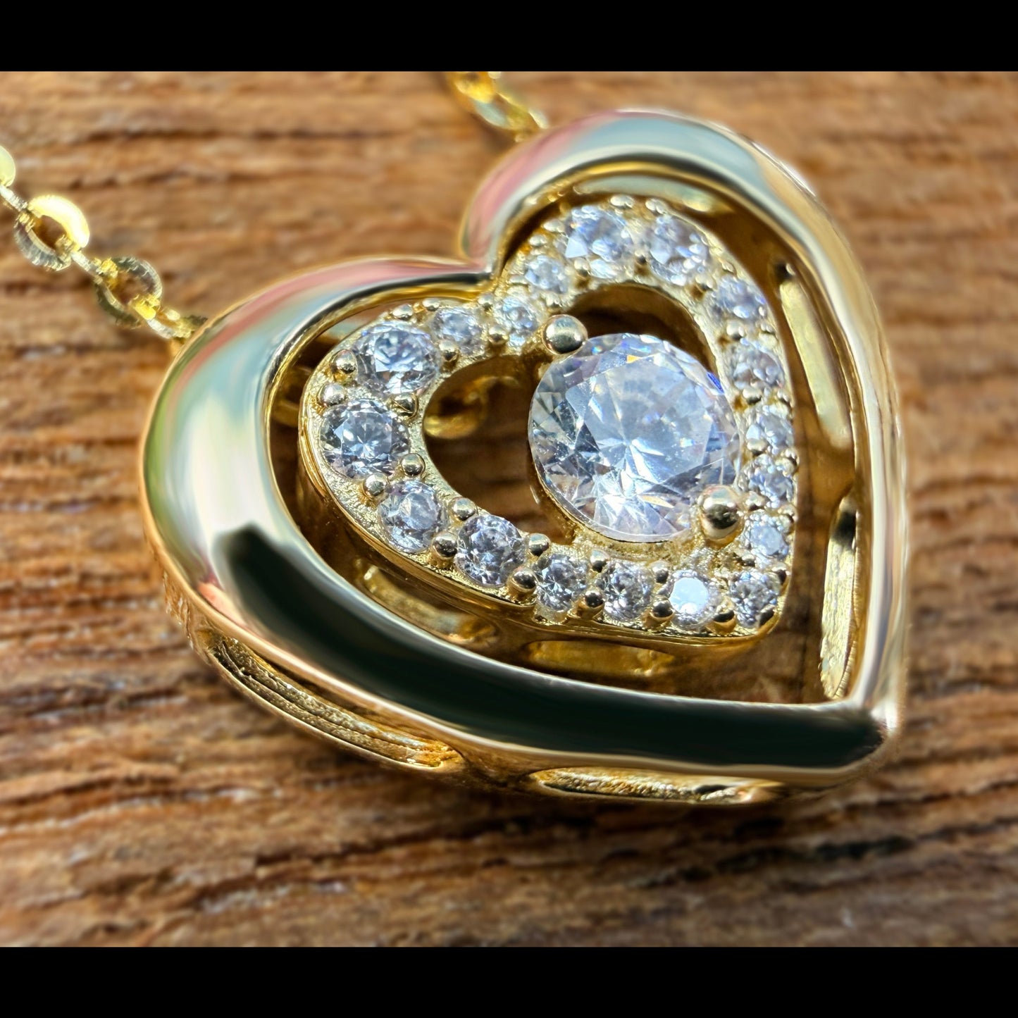 Pili 2 In 1 Double Heart Pendant