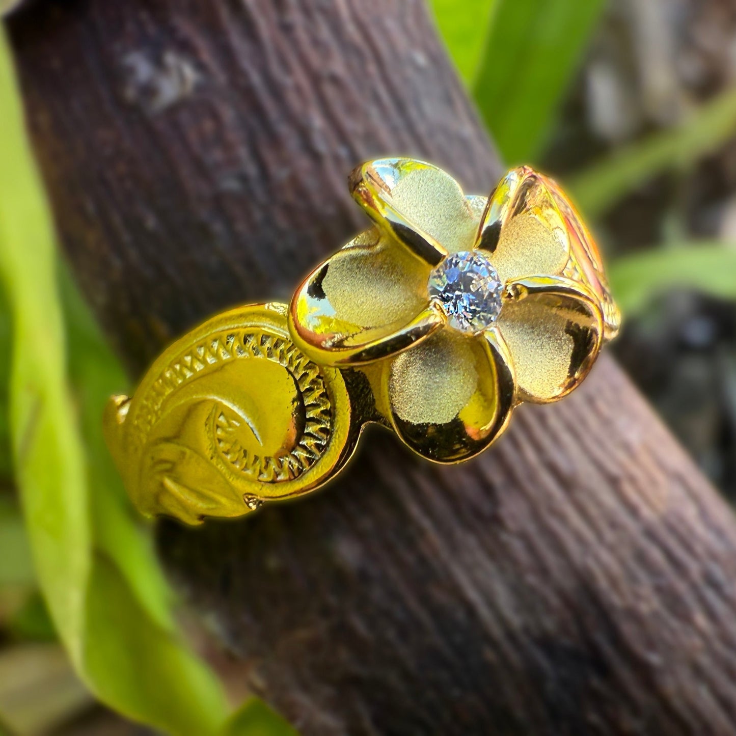 Plumeria Hawaiian Scroll Toe Ring