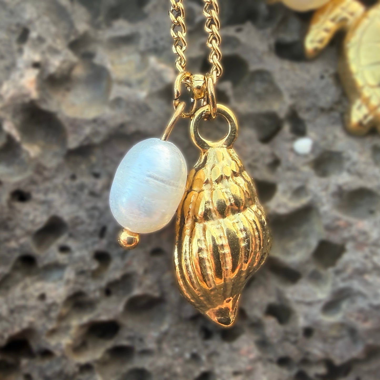 Set of 2 Kahakai Pearl Sea Charm & Shell Necklaces