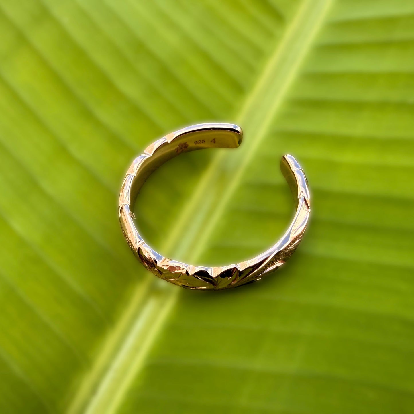 Maʻalahi Hawaiian  Scroll Toe Ring